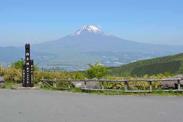 杓子峠より望む富士山